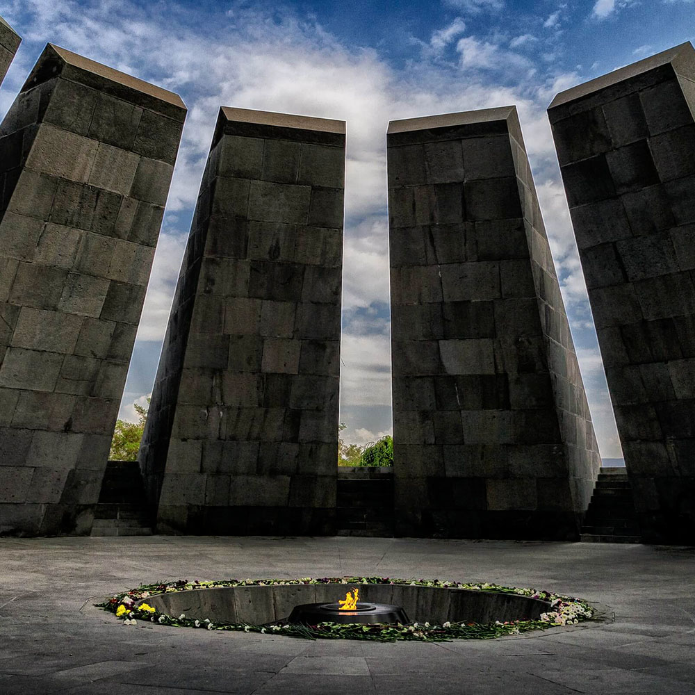 Tour guidato in Armenia - Memoriale di Tsitsernakaberd