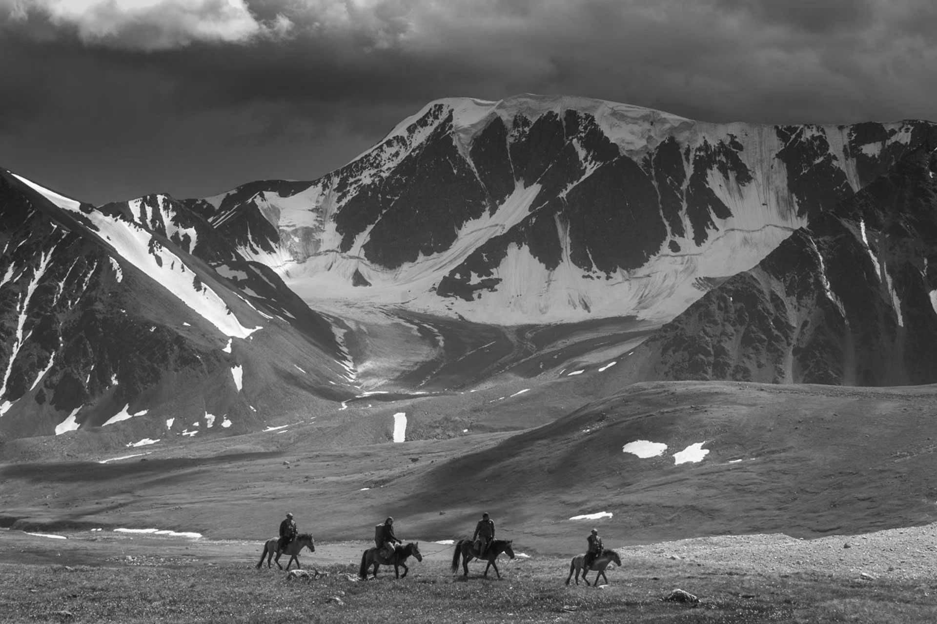 Haik - viaggi in Mongolia. Scopri Ulaanbaatar, Kharkhorin, il Lago Khovsgol, il Naadam, il Deserto del Gobi e molto altro