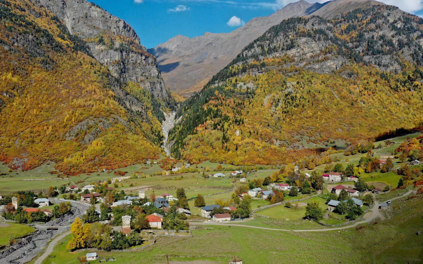 Trekking tour dello Svaneti. Giorno 3: da Mestia a Zhabeshi.