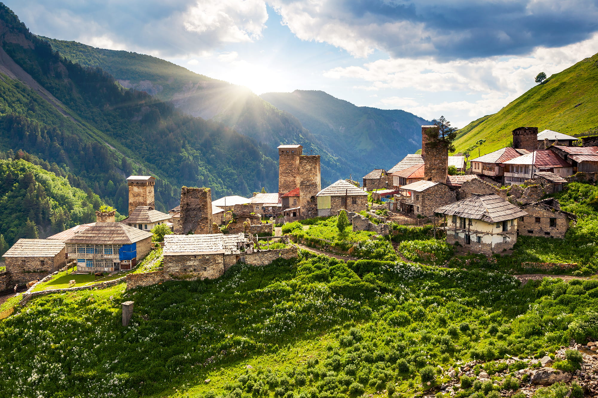 Trekking tour dello Svaneti. Giorno 4: da Zhabeshi ad Adishi.