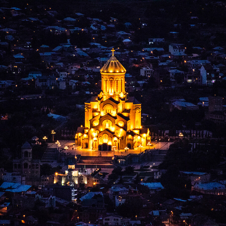 Tour guidato a Tbilisi - Cattedrale Tsminda Sameba