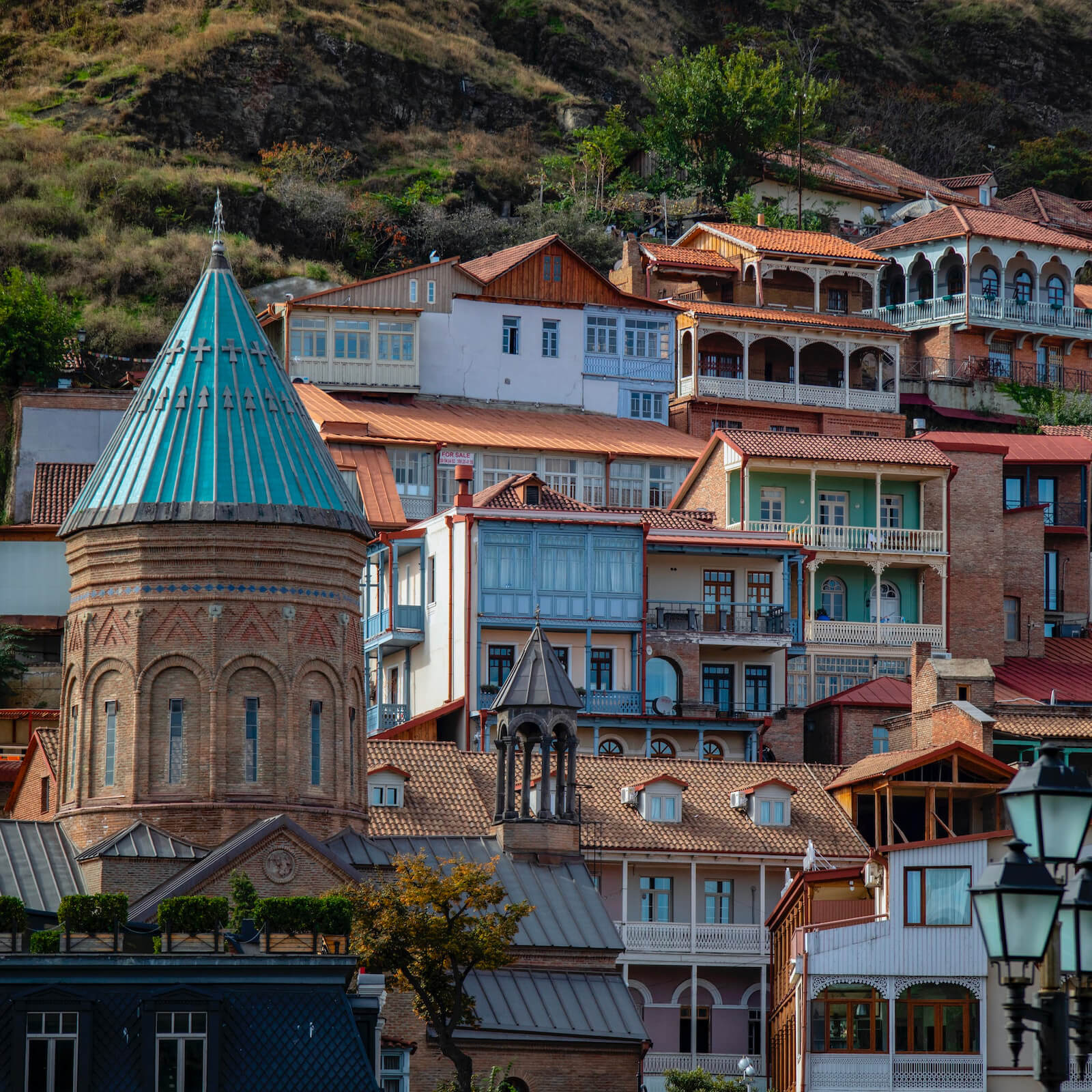 Tour guidato a Tbilisi - Sololaki città vecchia